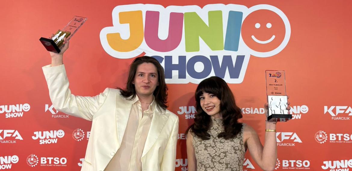 2026 7. Junio Show Tasarım Yarışması'nda Birincilik ve İkincilik Ödülü